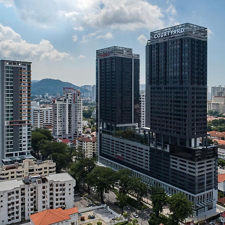 Courtyard By Marriott Penang Hotel George Town Exterior photo